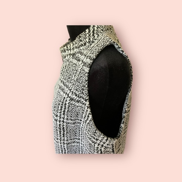 MICHAEL MICHAEL KORS Black & White Sleeveless Mock Turtleneck - Women’s Size L - Picture 3 of 7